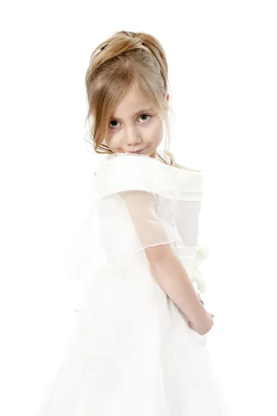 웨딩 드레스에 어린 소녀 — 스톡 사진