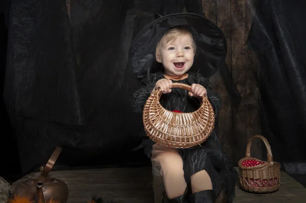 Pequeña bruja de Halloween —  Fotos de Stock