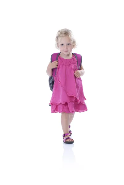 Voltar para a escola, menina com mochila, isolado em branco — Fotografia de Stock