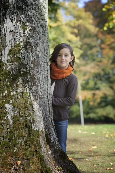 Girl walking on a path in the forest — Stock Photo, Image