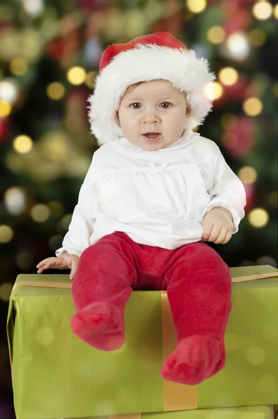 Pequeño bebé de santa con sombrero de Navidad Fotos De Stock