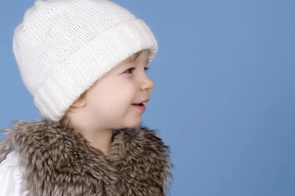 Retrato de un niño pequeño con punto blanco —  Fotos de Stock