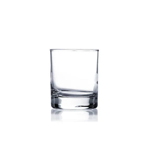 Penis kuyruklu cam seti. Beyaz üzerine viski bardağı. — Stok fotoğraf