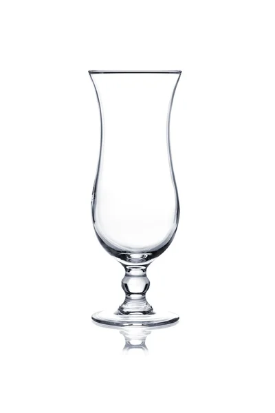 Coctail-Glas vorhanden. Hurrikan Glas auf Weiß — Stockfoto