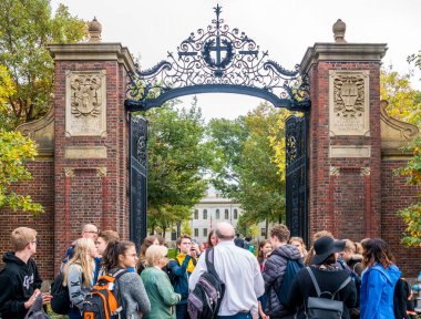Harvard Üniversitesi Cambridge, MA, ABD.
