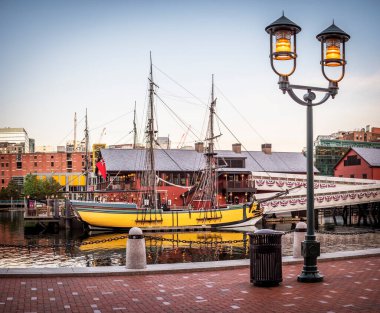 Boston Limanı ve Massachusetts Finansal Bölgesi, ABD.