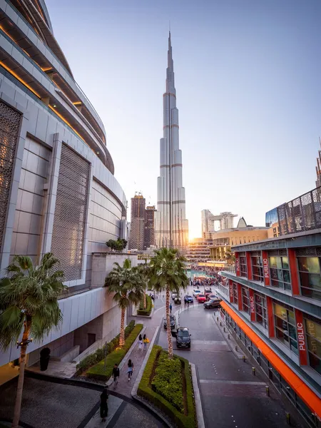 阿拉伯联合酋长国迪拜超现代化建筑的观点 — 图库照片