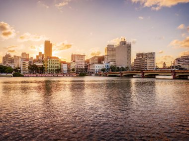Brezilya 'nın Pernambuco kentindeki Recife' nin tarihi mimarisinin görüntüsü.