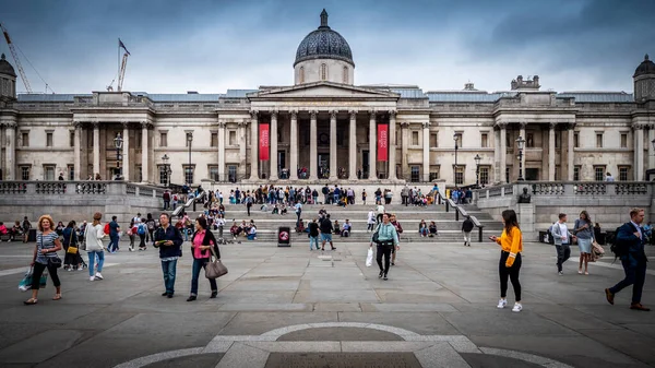 英国伦敦标志性的特拉法加广场 — 图库照片