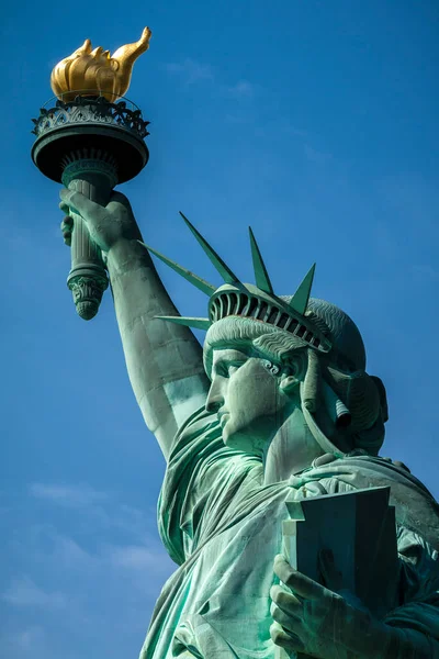 美国纽约市标志性的自由女神像 — 图库照片