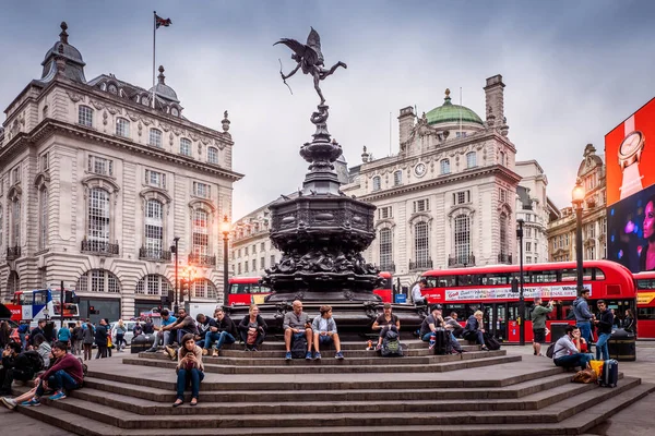 Piccadilly circus Foto Stock, Piccadilly circus Immagini | Depositphotos