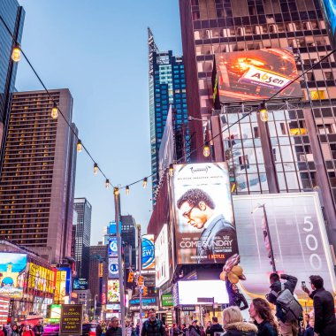 Times Meydanı 'ndaki New York şehri manzarası.