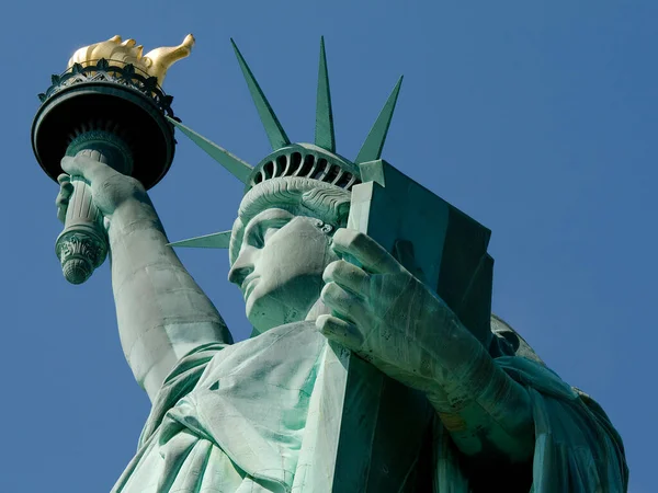 纽约市标志性的自由女神像 — 图库照片
