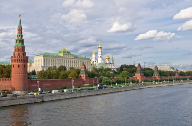 duvar ve Moskova kremlin kuleleri
