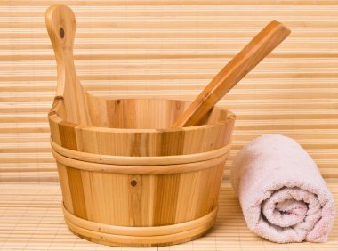 Sauna kovası ve havlu