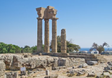 Akropolis Rodos'ta kalıntıları