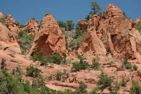 Bright Summer Vista Soaring Red Sandstone Formations Narrow Box Canyons — Stock Photo, Image