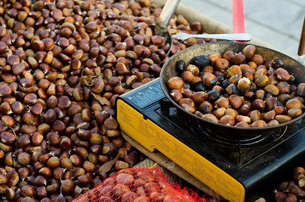 Castanhas assadas — Fotografia de Stock