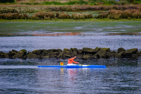 Pontevedra Spain September 2021 Man Kayaking Waters Ria Pontevedra Estuary — Foto de Stock