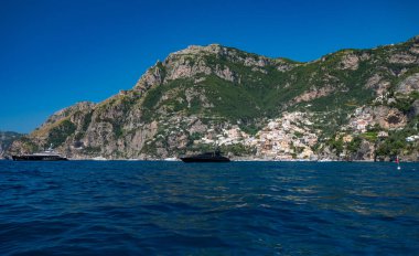 İtalya, Amalfi sahilinde yatlar