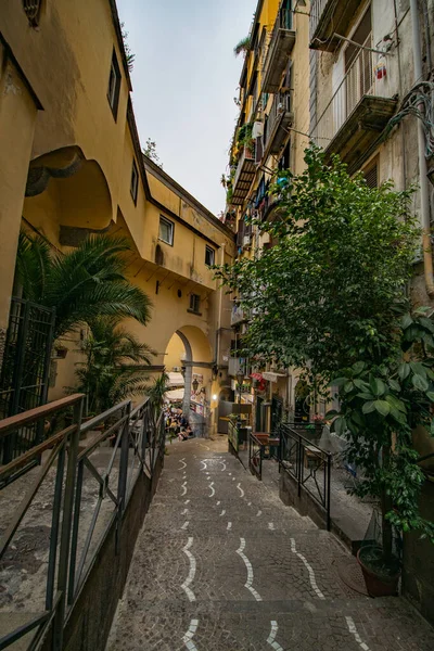 市内の歴史的中心部ナポリ — ストック写真