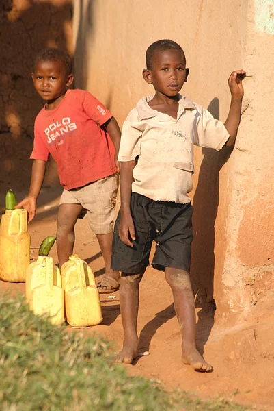 yoksul köy rushooka şehir mbarara Uganda yakınında yaşayan Afrikalı Çocuk