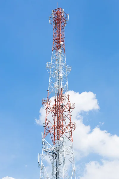 Communication antennas — Stock Photo, Image