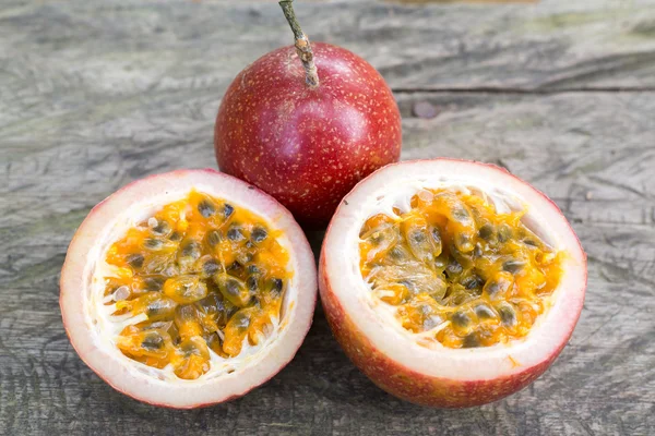 Passion fruits — Stock Photo, Image