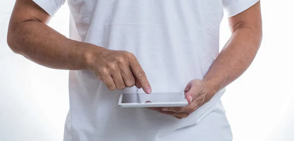 Trabajo del hombre en la tableta — Foto de Stock