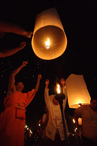 Thai monk floating lamp — Stock Photo, Image