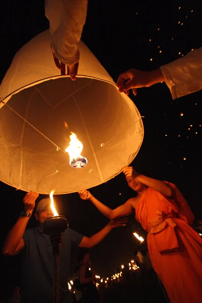 Thai monk floating lamp — Stock Photo, Image