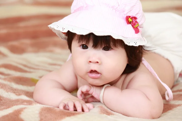 Baby girl in the bed — Stock Photo, Image