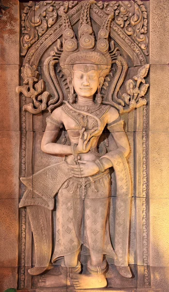 Sculture apsara sul muro di Angkor Wat Cambogia — Foto Stock