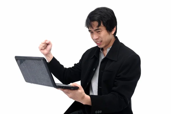 Homme d'affaires panique tout en regardant ordinateur portable — Photo