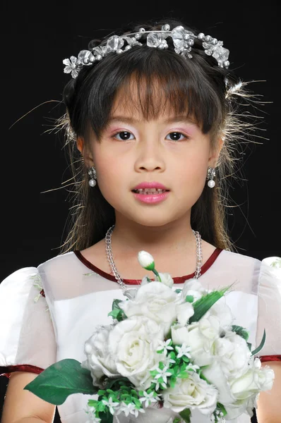 Bambina con bouquet — Foto Stock