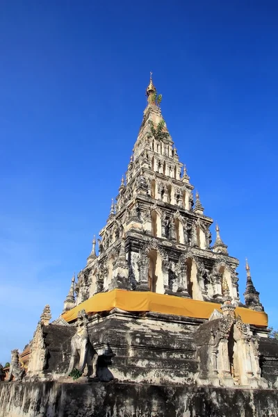 Stupa chiang mai Tayland — Stok fotoğraf