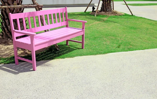 Vintage Bench in the garden — Stock Photo, Image