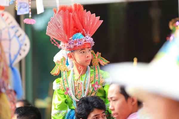 Chiangmai, Tajlandia-marca 30:Poi śpiewali długo festiwalu, tradycyjny — Zdjęcie stockowe