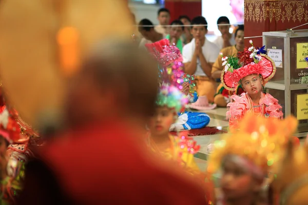 Chiangmai, Thailand-maart 30:Poi zong lange festival, traditionele — Stockfoto