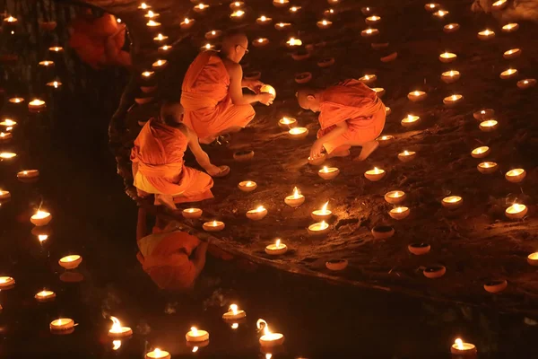 CHIANG MAI TAILANDIA-FEBRERO 14: Día de Vesak.Budista tradicional —  Fotos de Stock