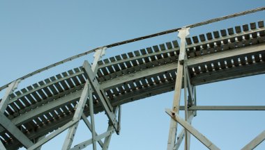 lunapark treni İzle Bölüm
