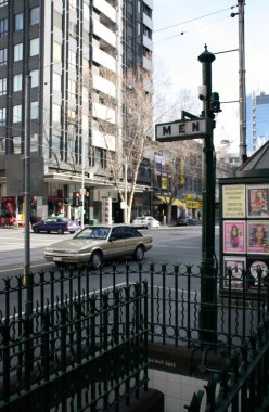 Elizabeth Caddesi, melbourne.