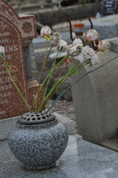 Immagini tombali del cimitero — Foto Stock