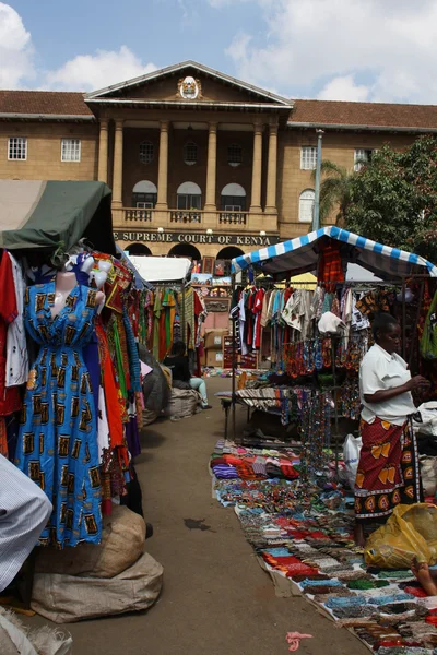 Рынок Масаи. Найроби . — стоковое фото