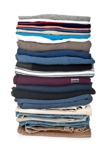 yığın üzerinde beyaz izole giyim