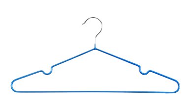 beyaz zemin üzerine mavi askı