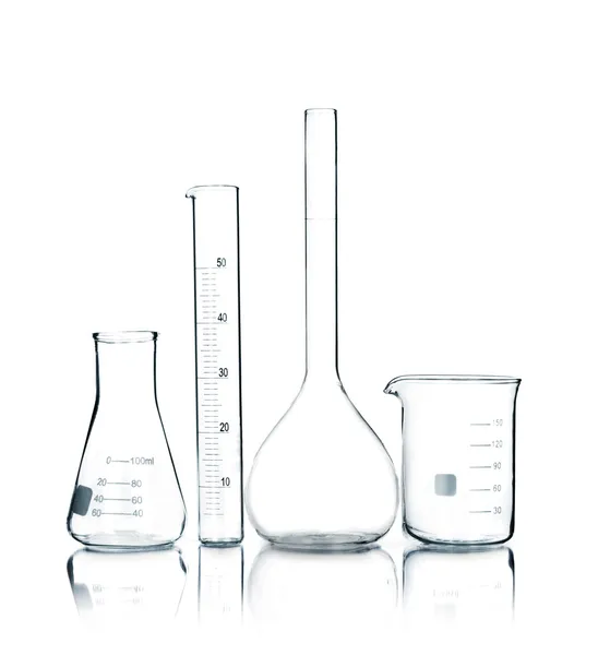 Test tüpleri beyaza izole edildi. Laboratuvar camları.