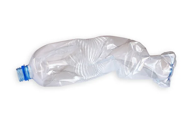 Frasco de plástico triturado isolado sobre fundo branco — Fotografia de Stock