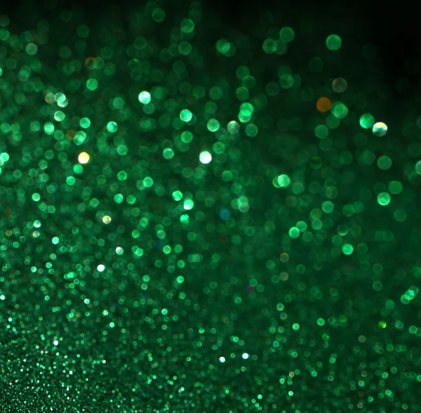 緑の背景。ボケ味とエレガントな抽象的な背景デフォーカス ライト — ストック写真