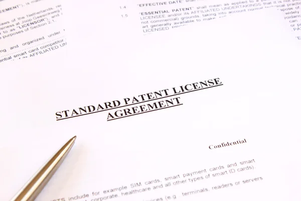 Acuerdo de licencia de patente —  Fotos de Stock
